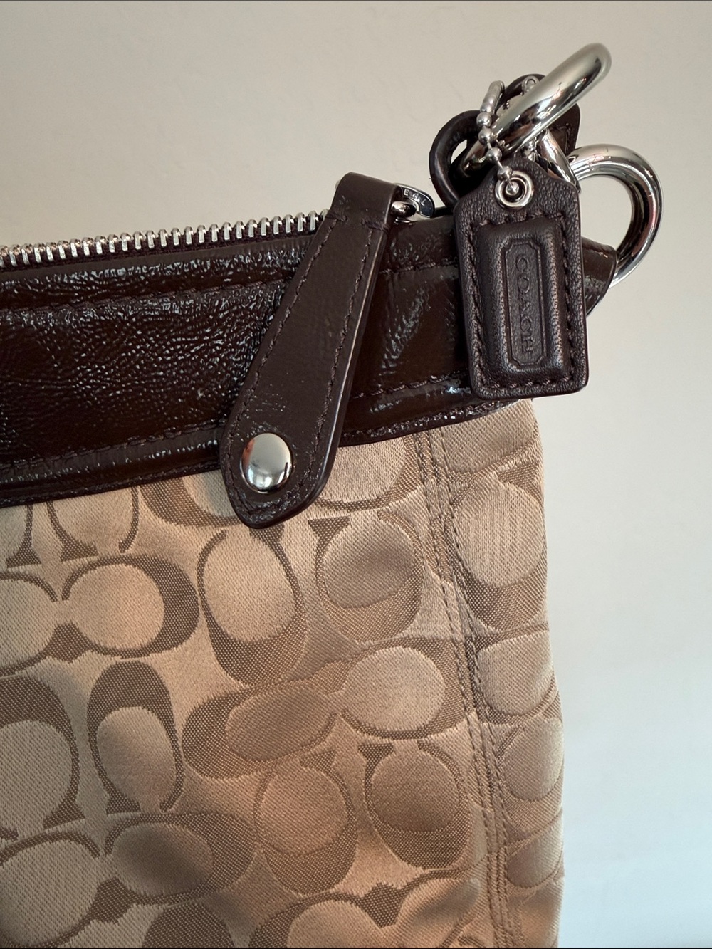 Coach Ashley Signature Hippie Shoulder Bag 🤎✨ - Picture 8 of 9